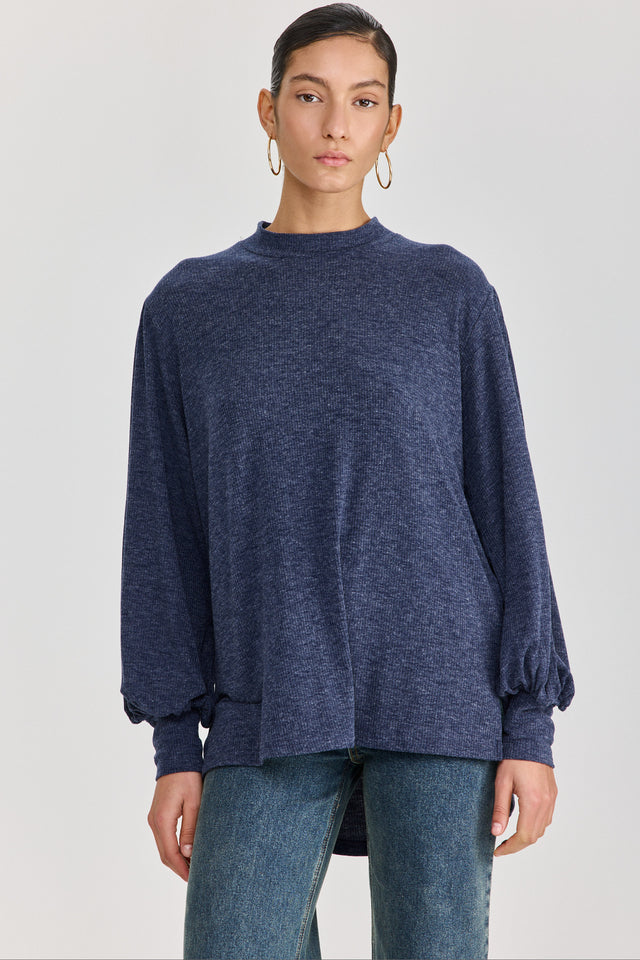 חולצת פונדו שרוולים תפוחים נייבי