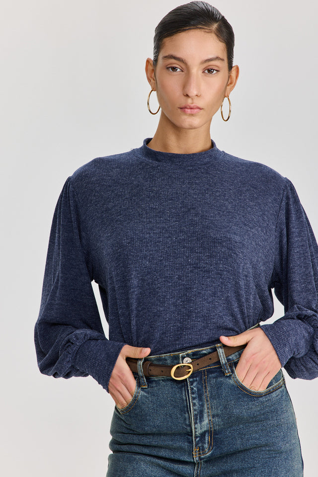 חולצת פונדו שרוולים תפוחים נייבי