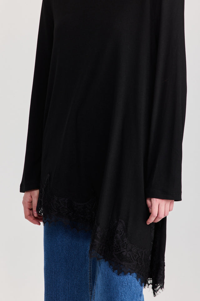 חולצת טוניקה פאמפקין אסימטרית תחרה שמנת