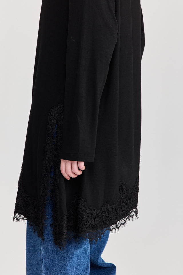 חולצת טוניקה פאמפקין אסימטרית תחרה שמנת