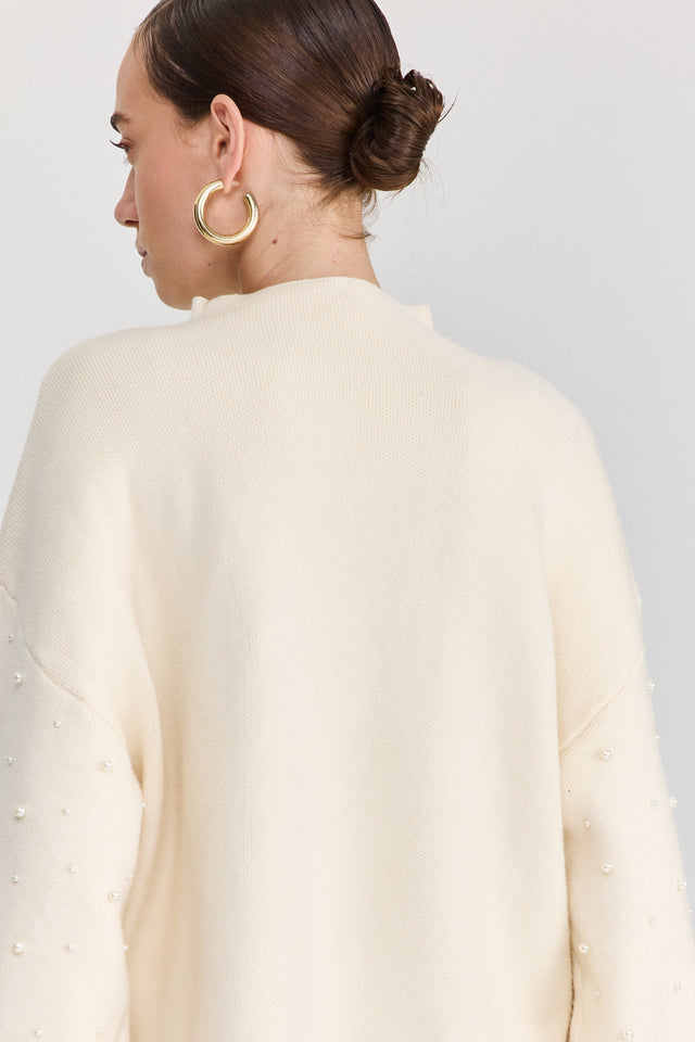 סוודר פרזנט פנינים שמנת