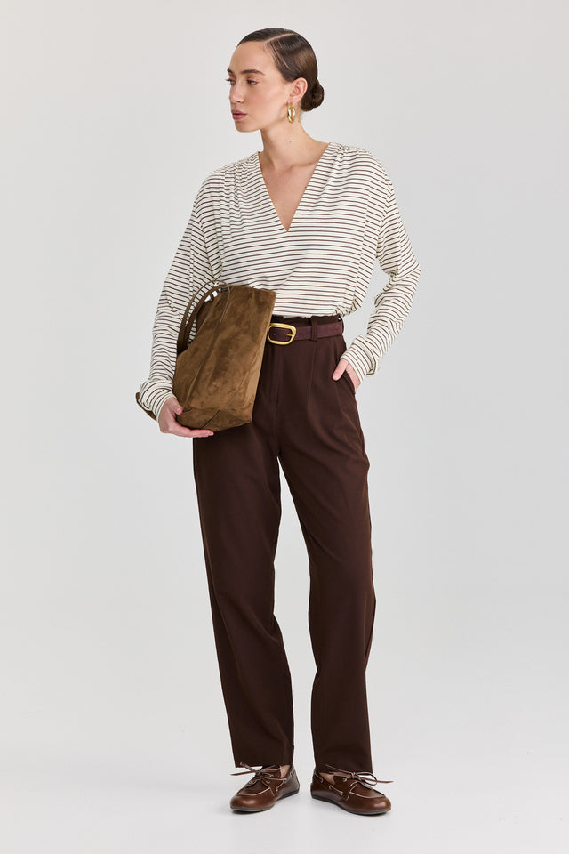 חולצת וי כיווצים שרוולים ארוכים פסים לבן חום