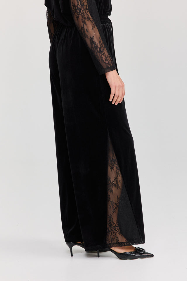 מכנסיים ספיריט מתרחבים גומי קטיפה משולש תחרה שחורים