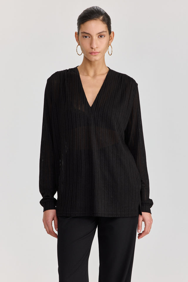 חולצת וי כיווצים ארוכה שחורה