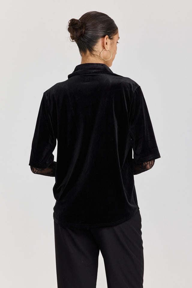 חולצת קטיפה ספרינג רול שרוולי תחרה שחורה