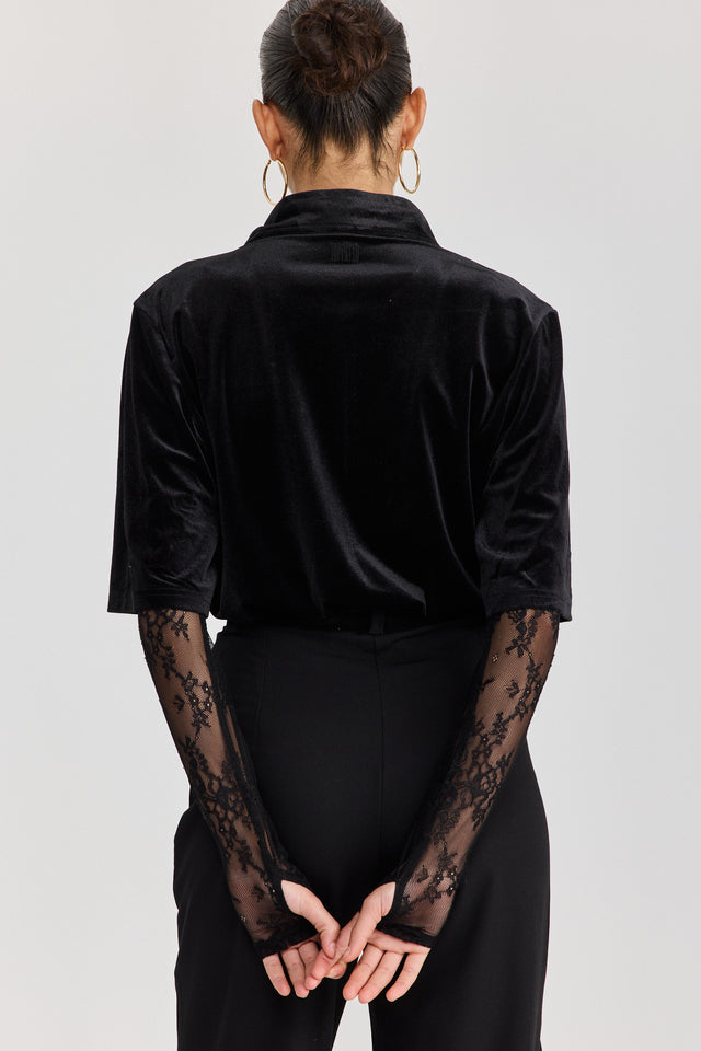 חולצת קטיפה ספרינג רול שרוולי תחרה שחורה