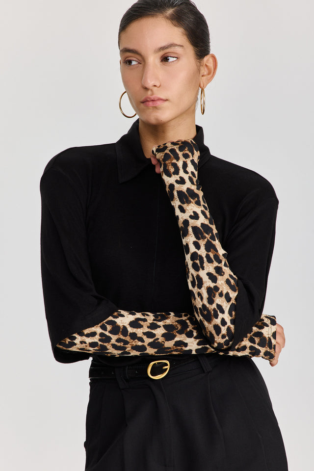 חולצת ספרינג רול שרוולים מנומרים שחורה