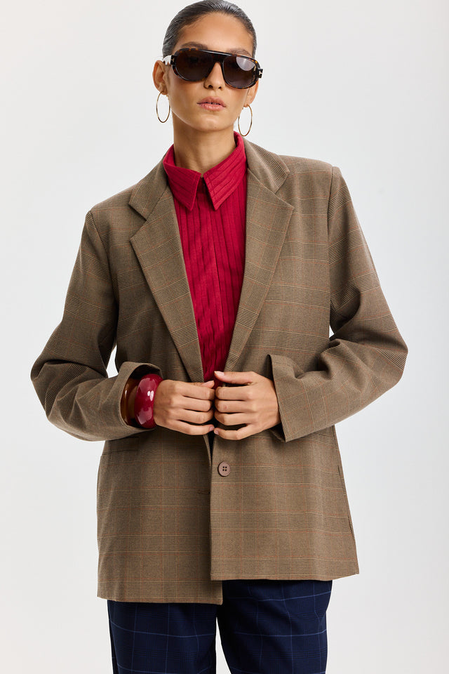 בלייזר מחוייט חום משבצות