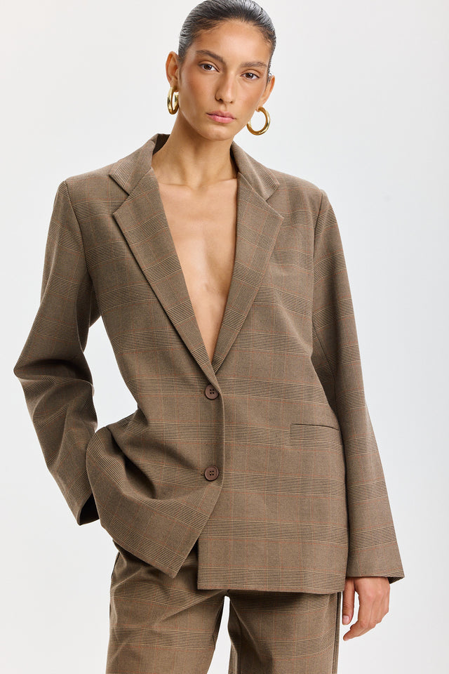 בלייזר מחוייט חום משבצות