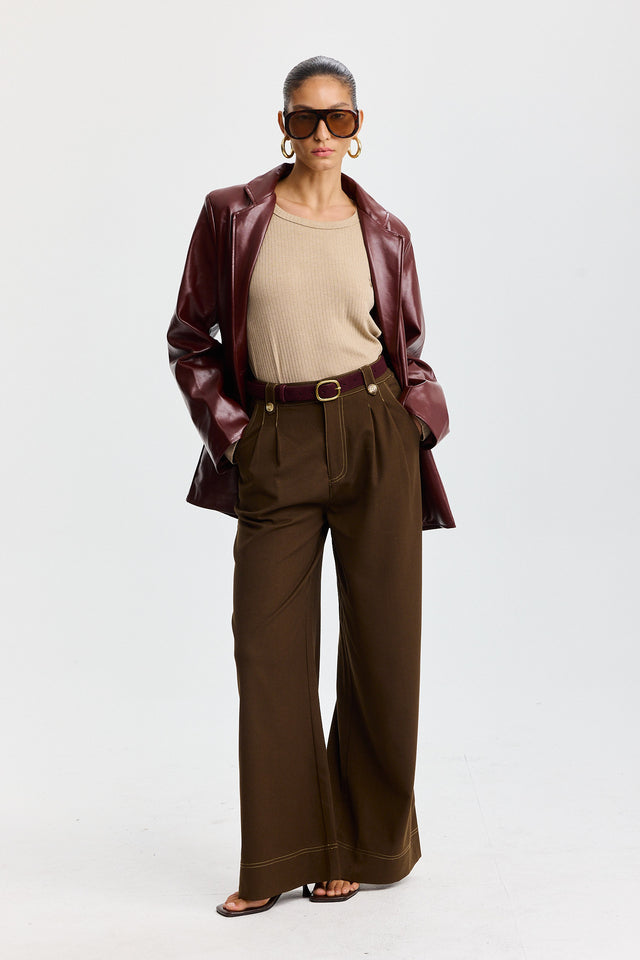 בלייזר קרק פאי דמוי עור מחוייט בורגנדי