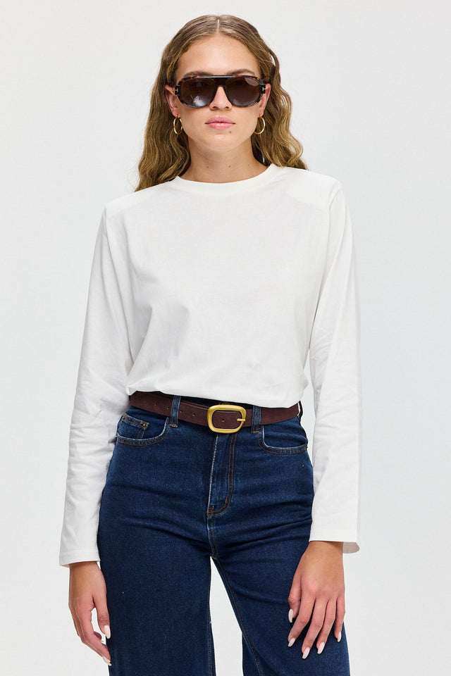 חולצת ספייסי פנקייק כריות כתפיים נשלפות ארוכה לבנה