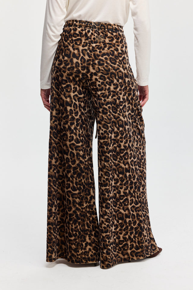 מכנסי ספיריט מתרחבים קטיפה דיטייל מחוייט מנומרים