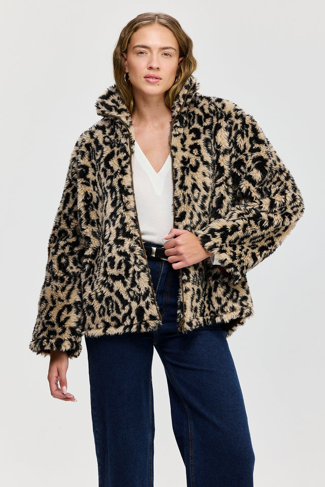 מעיל דמוי פרווה מנומר