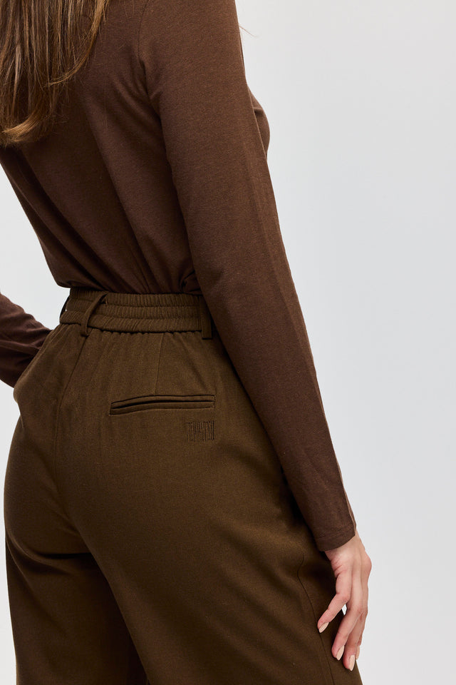 מכנסיים מחוייטים קפה חומים