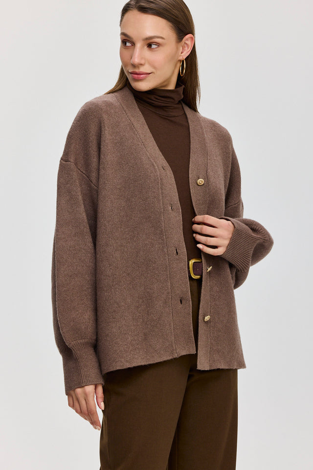 קרדיגן פרזנט סוודר שרוולים תפוחים חום