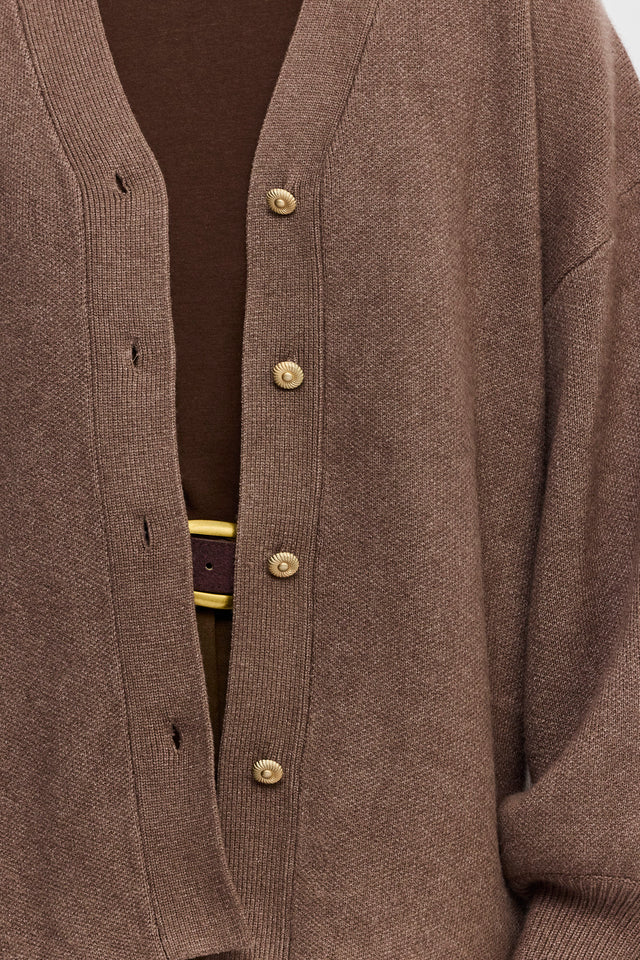 קרדיגן פרזנט סוודר שרוולים תפוחים חום