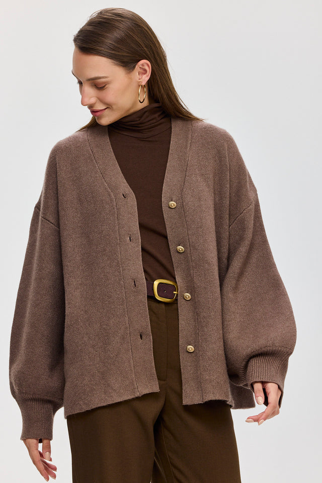 קרדיגן פרזנט סוודר שרוולים תפוחים חום