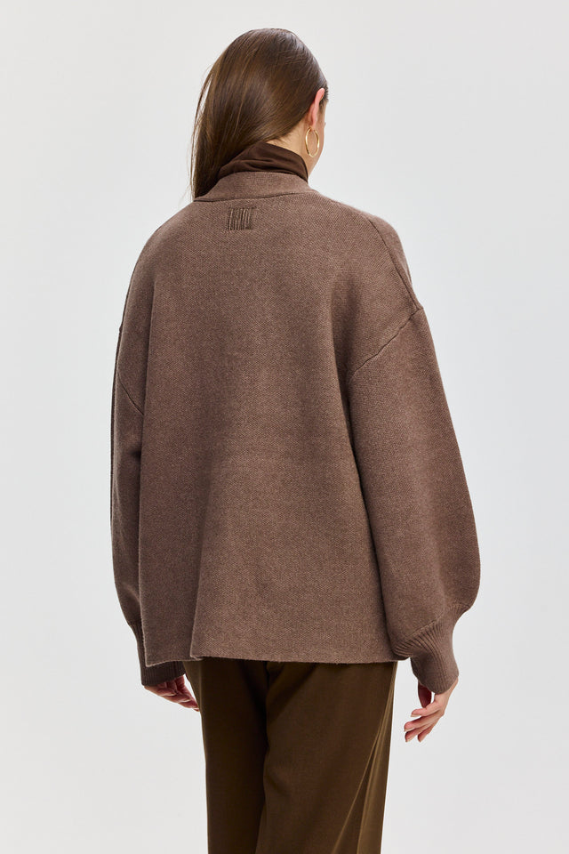 קרדיגן פרזנט סוודר שרוולים תפוחים חום