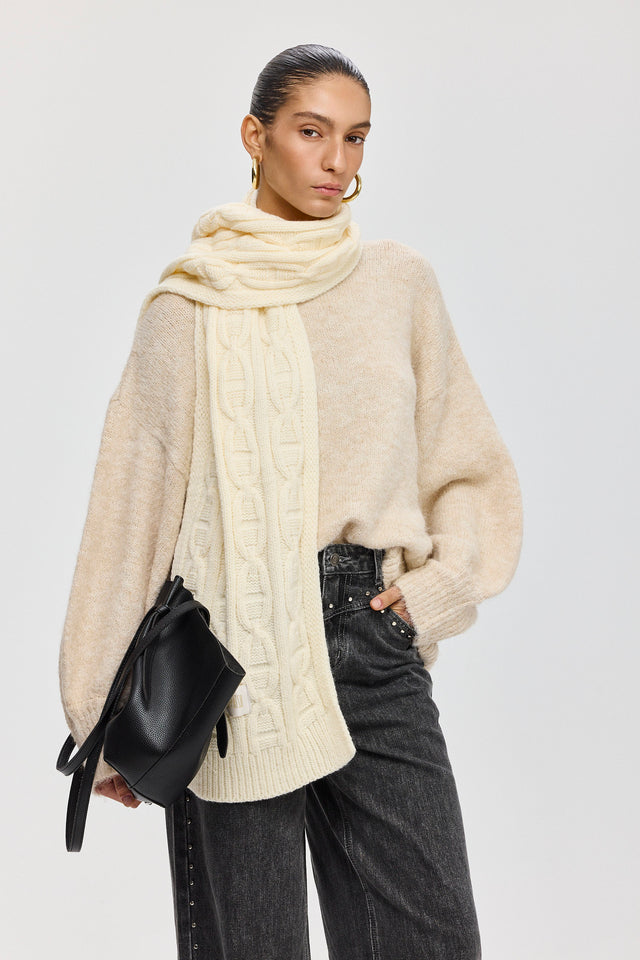 צעיף סריגה גאומטרית חמאה שמנת