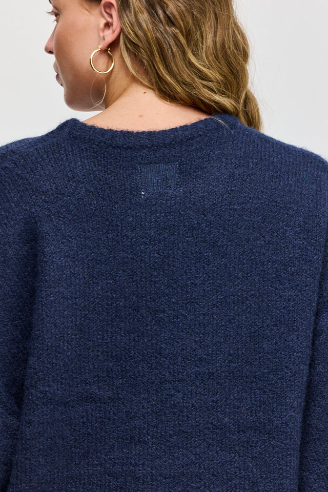 סוודר פרזנט פלאפי נייבי