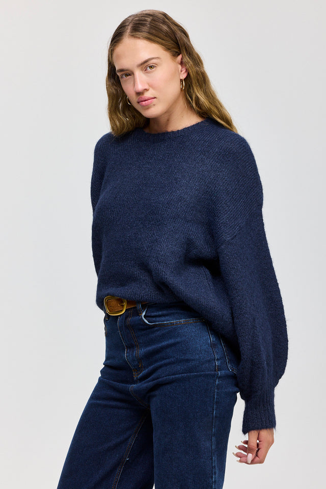 סוודר פרזנט פלאפי נייבי