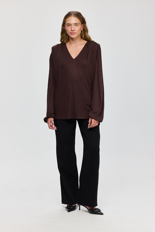 חולצה מפתח וי כיווצים ברוסקטה שרוולים תפוחים חומה