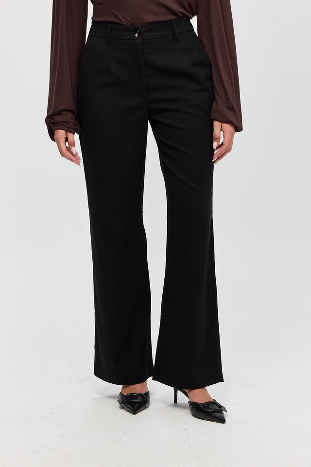 מכנסיים מחוייטים קפה שחורים