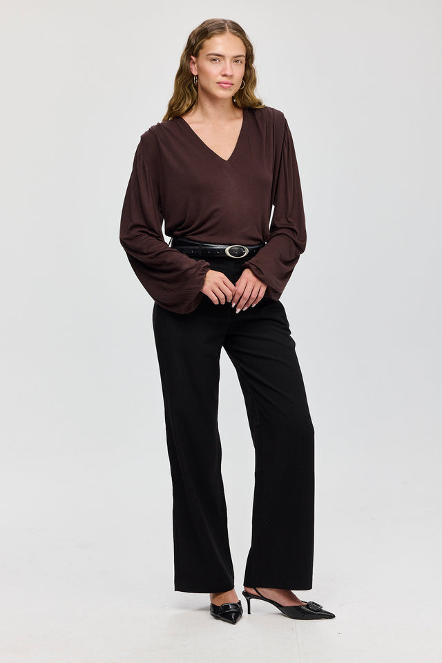 מכנסיים מחוייטים קפה שחורים