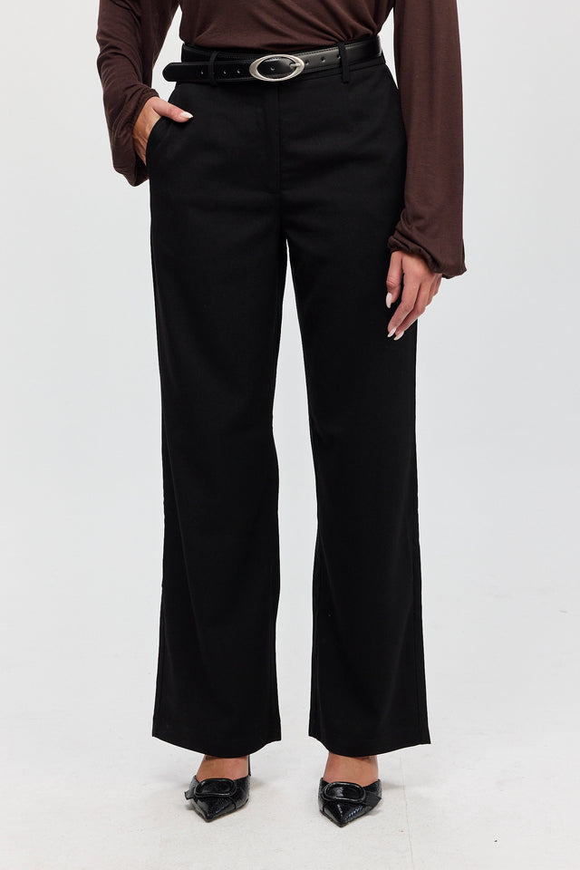 מכנסיים מחוייטים קפה שחורים