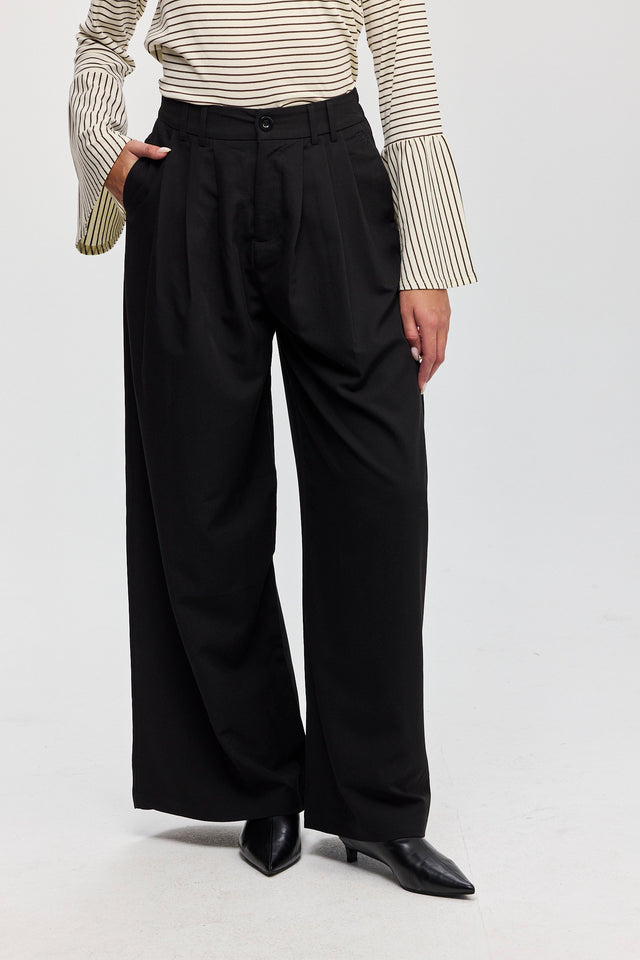 מכנסיים מחוייטים קשיו שחורים