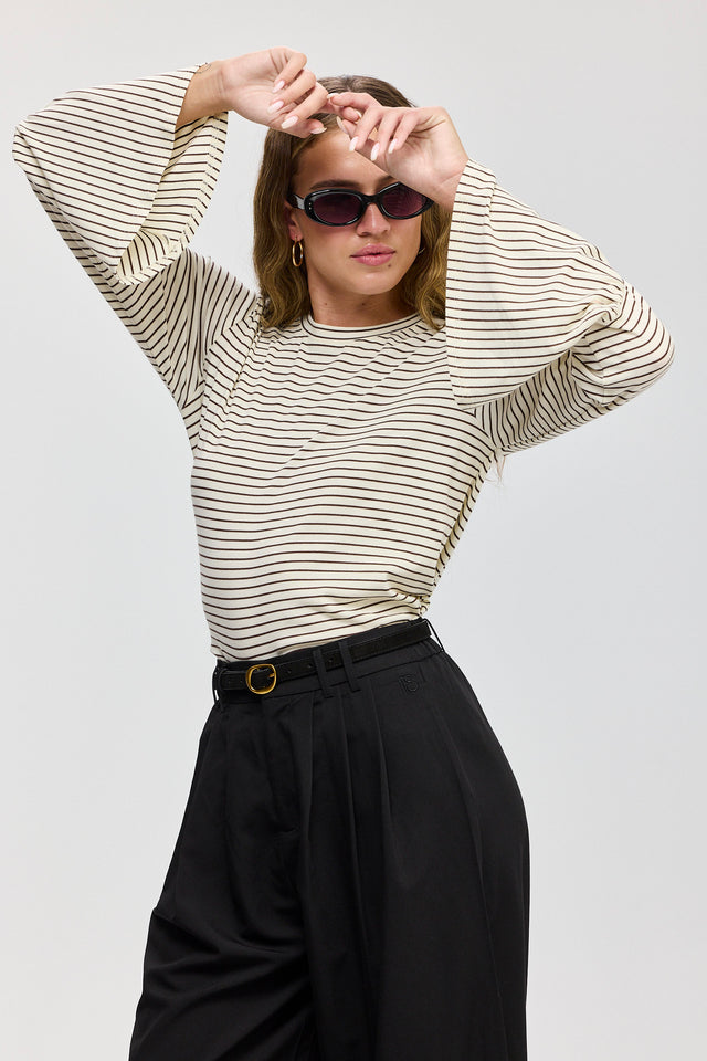 חולצת רביולי חפת פעמון פסים חום שמנת