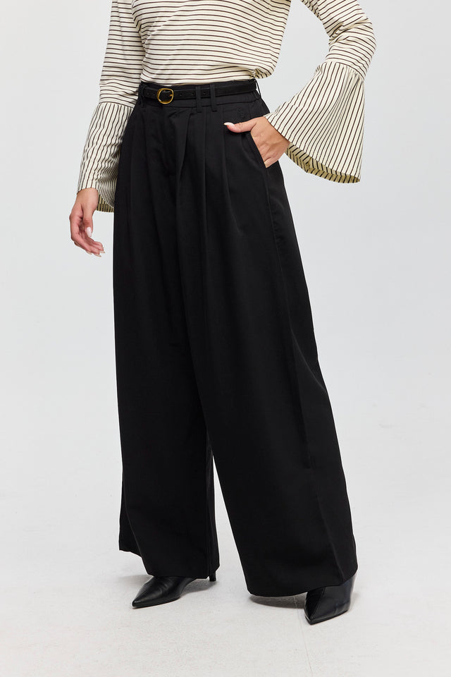 מכנסיים מחוייטים קשיו שחורים