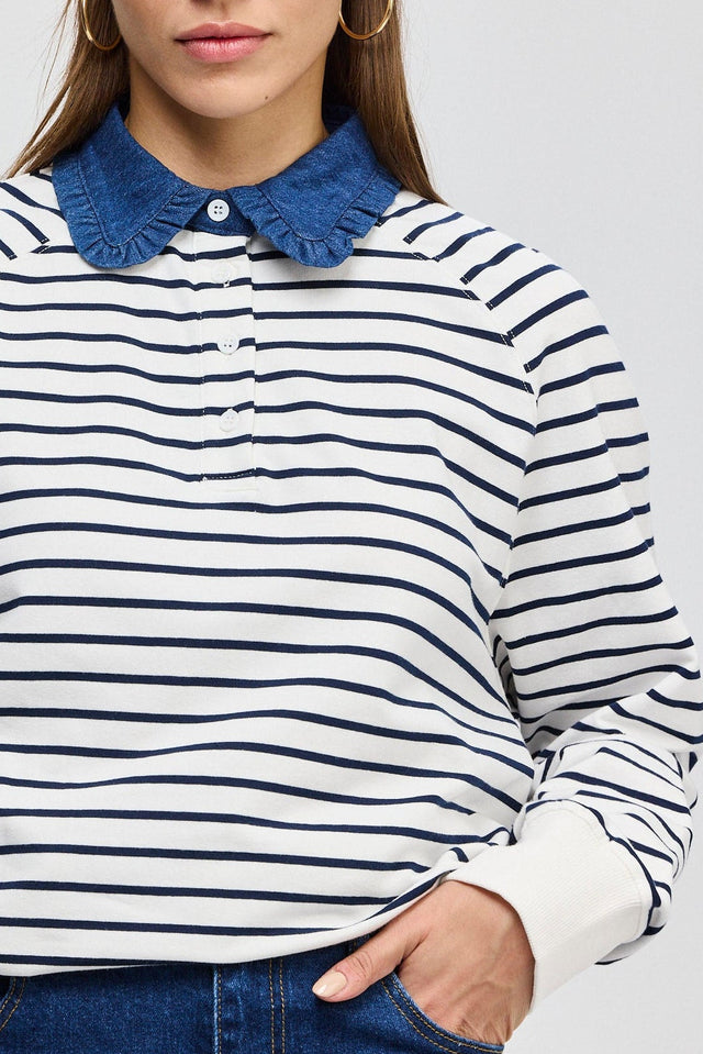 סוויטשירט קריספי פולו פסים נייבי צווארון ג׳ינס