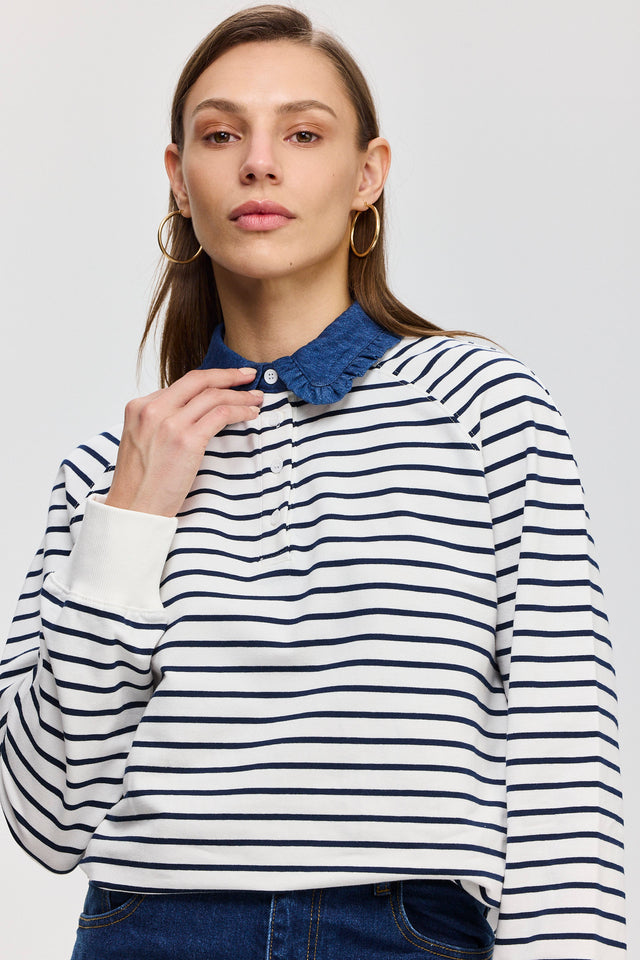 סוויטשירט קריספי פולו פסים נייבי צווארון ג׳ינס