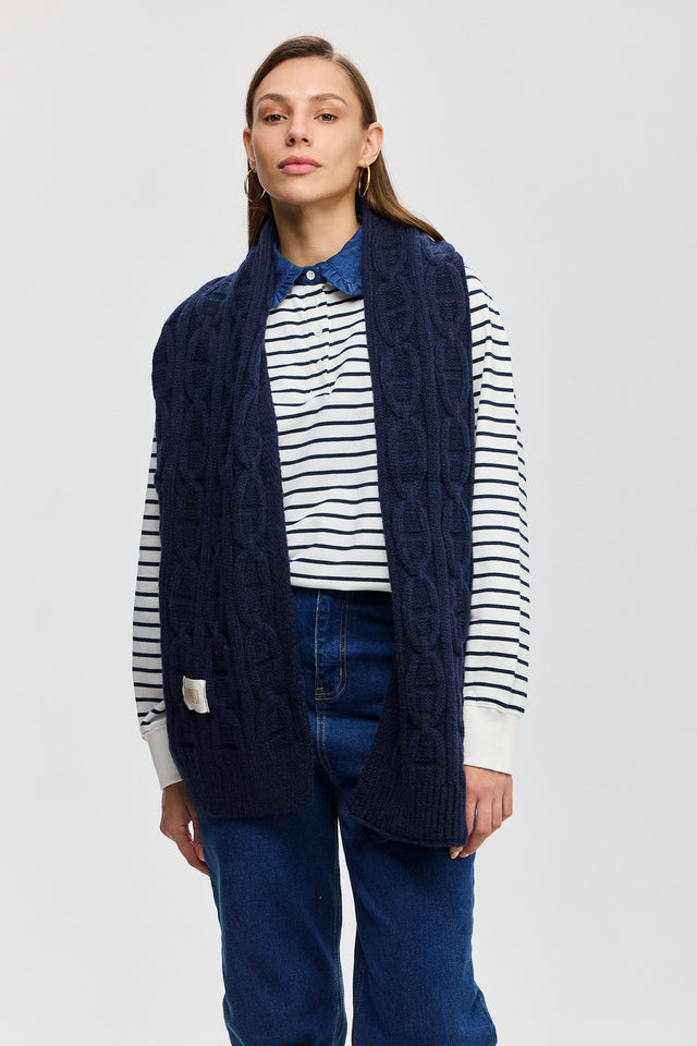 צעיף סריגה גאומטרית נייבי