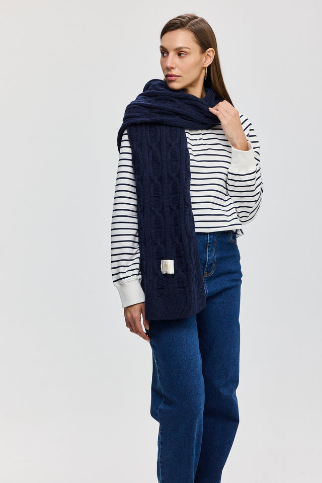 צעיף סריגה גאומטרית נייבי