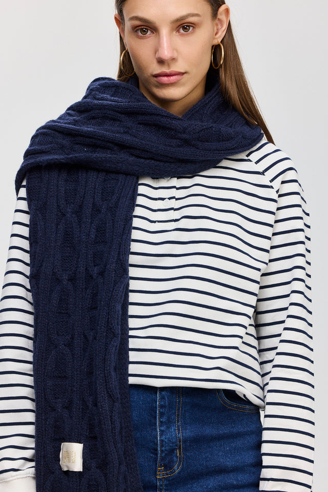 סוויטשירט קריספי פולו פסים נייבי צווארון ג׳ינס