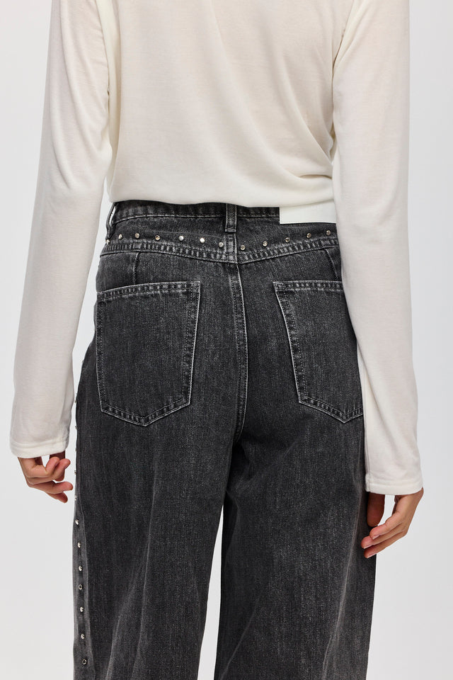 מכנסי ג'ינס ברנדי ניטים שחורים