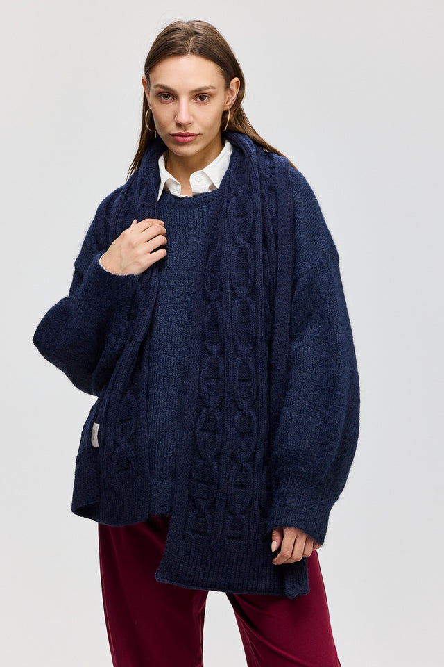 צעיף סריגה גאומטרית נייבי