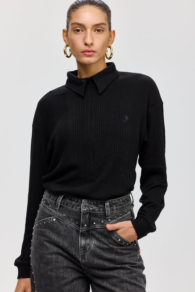 חולצת זיפר ספייסי וונט סריג ספייסי שחורה