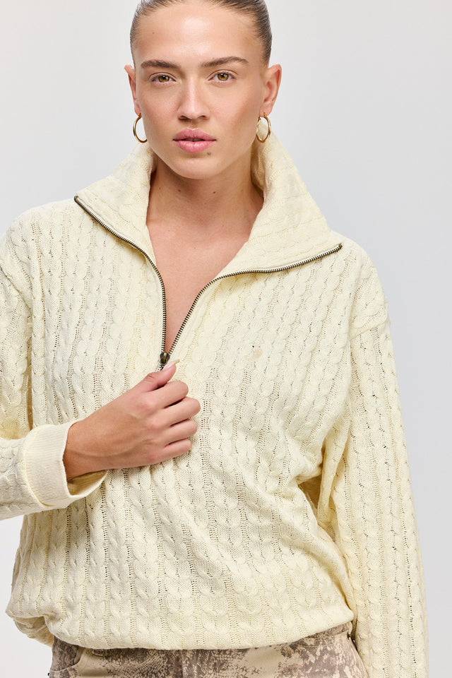 סריג קמומיל זיפר צמות חמאה שמנת