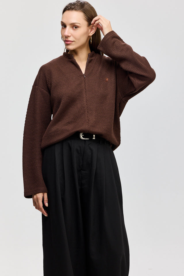 חולצת זיפר סריג ספייסי שרוולים ארוכים חומה