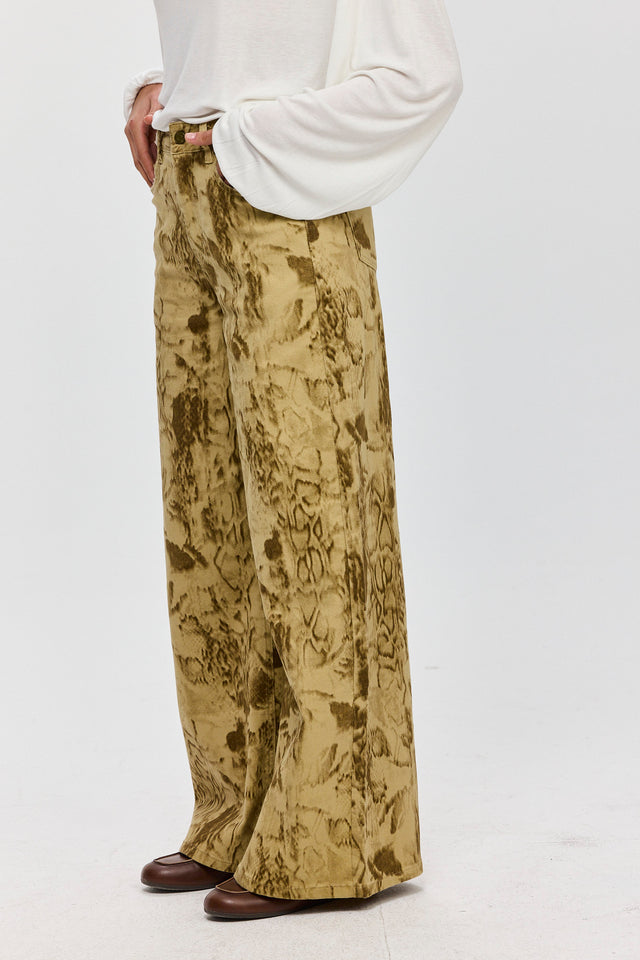 מכנסי ג'ינס מתרחבים נחש חאקי