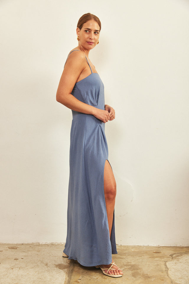 שמלת מקסי קלאב כחולה